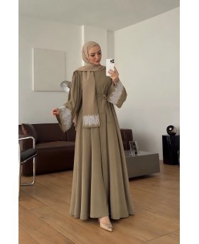 ALAE ABAYA NUDE
