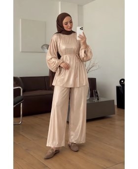 YARA SUIT NUDE