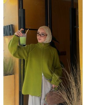 AMANI SWEATER OLIVE GREEN